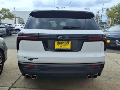2024 Chevrolet Traverse LS