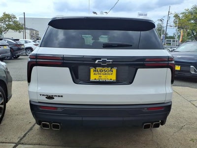 2024 Chevrolet Traverse LS
