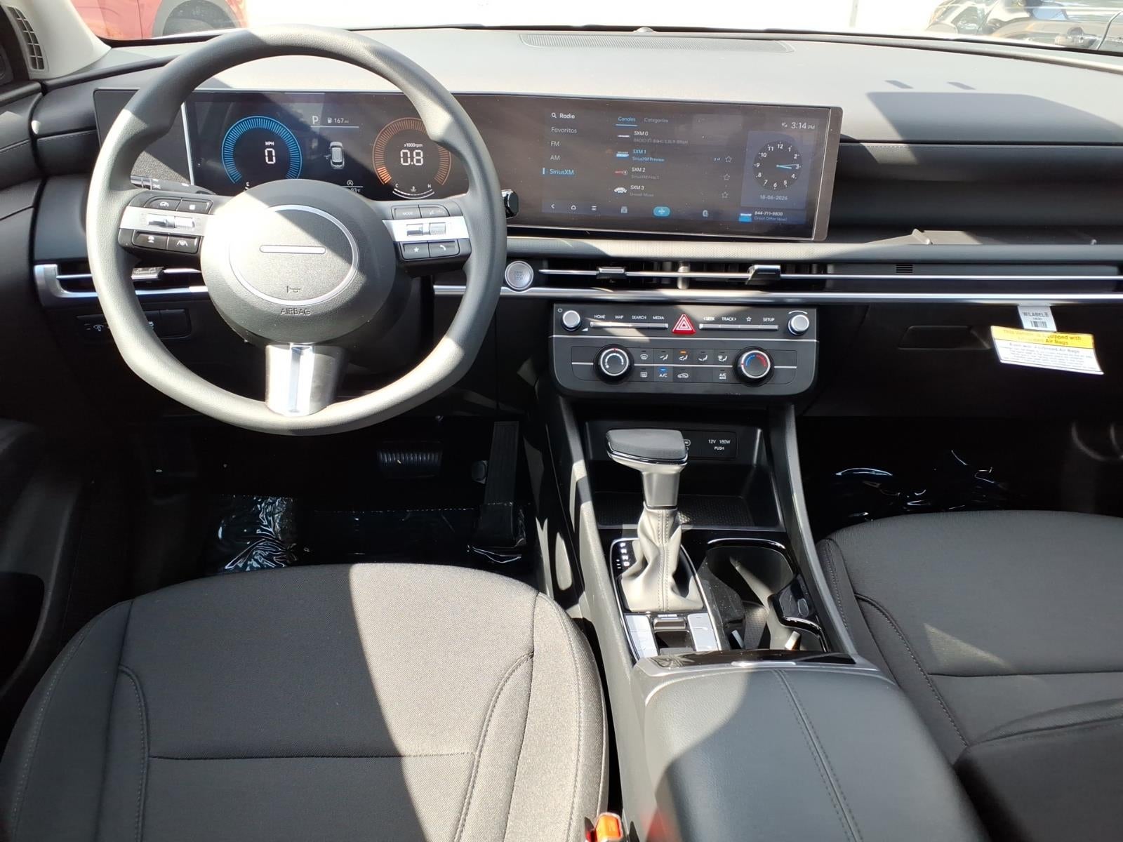 2025 Hyundai TUCSON SE