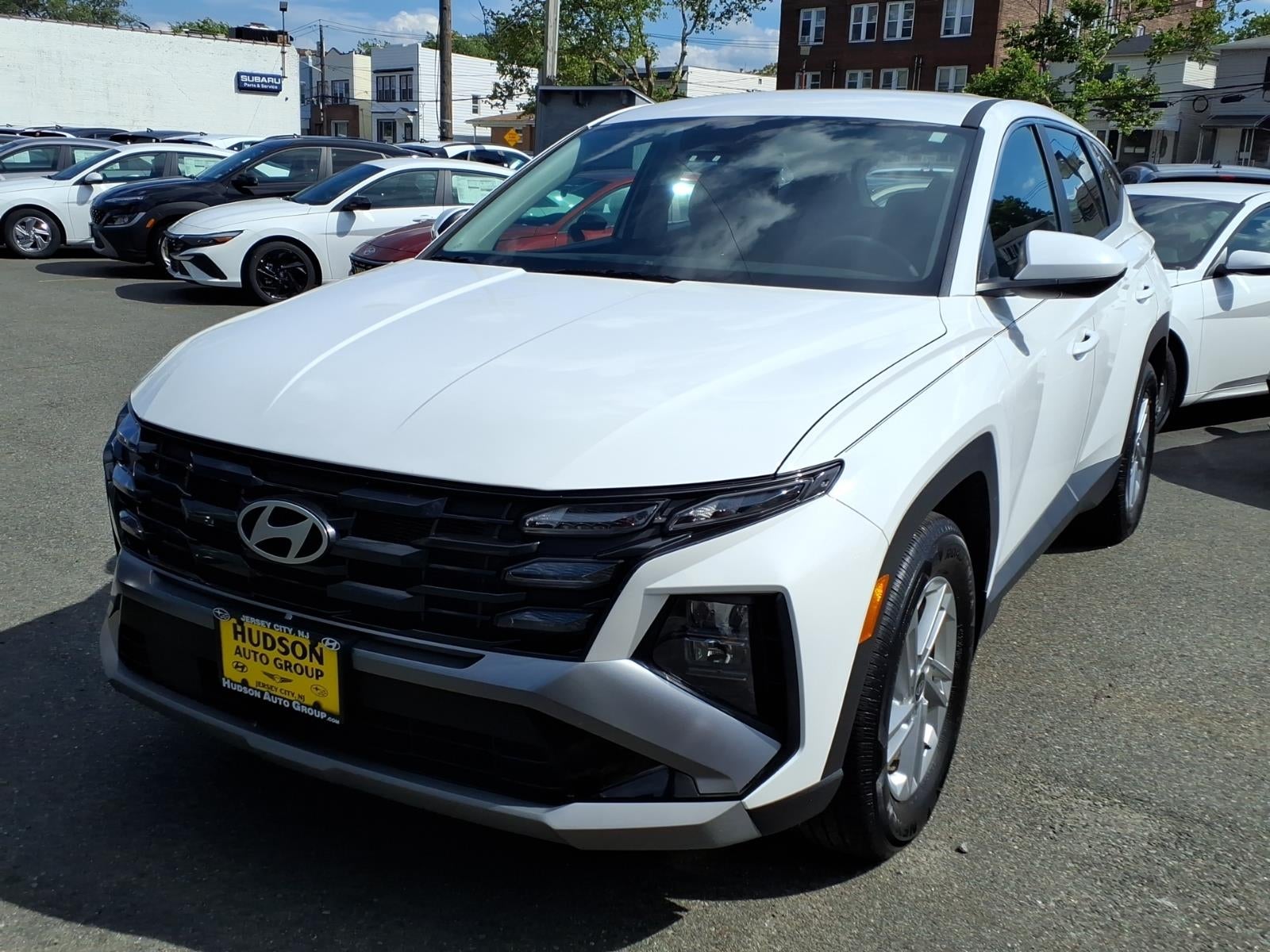 2025 Hyundai TUCSON SE