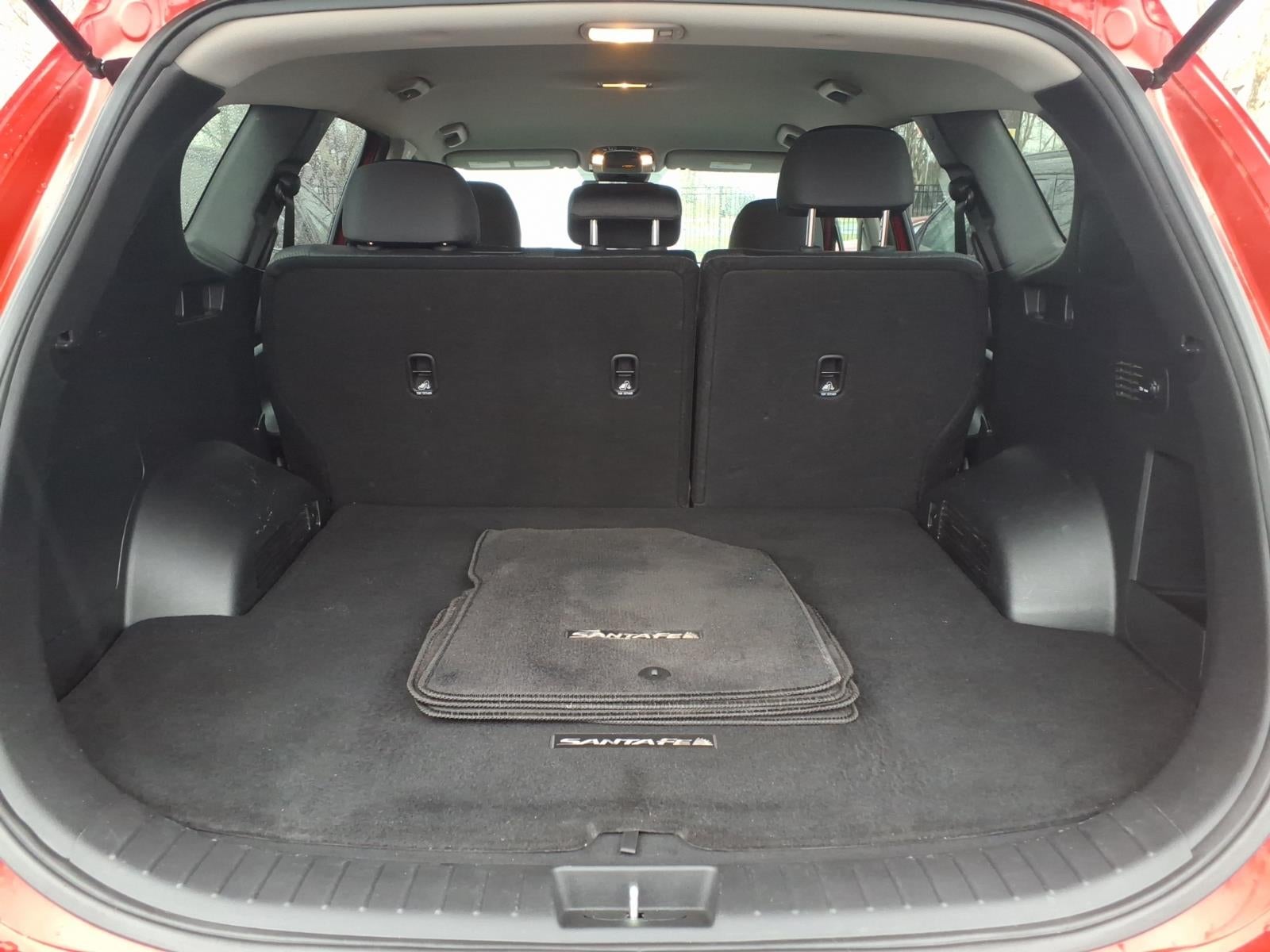 2022 Hyundai SANTA FE SE