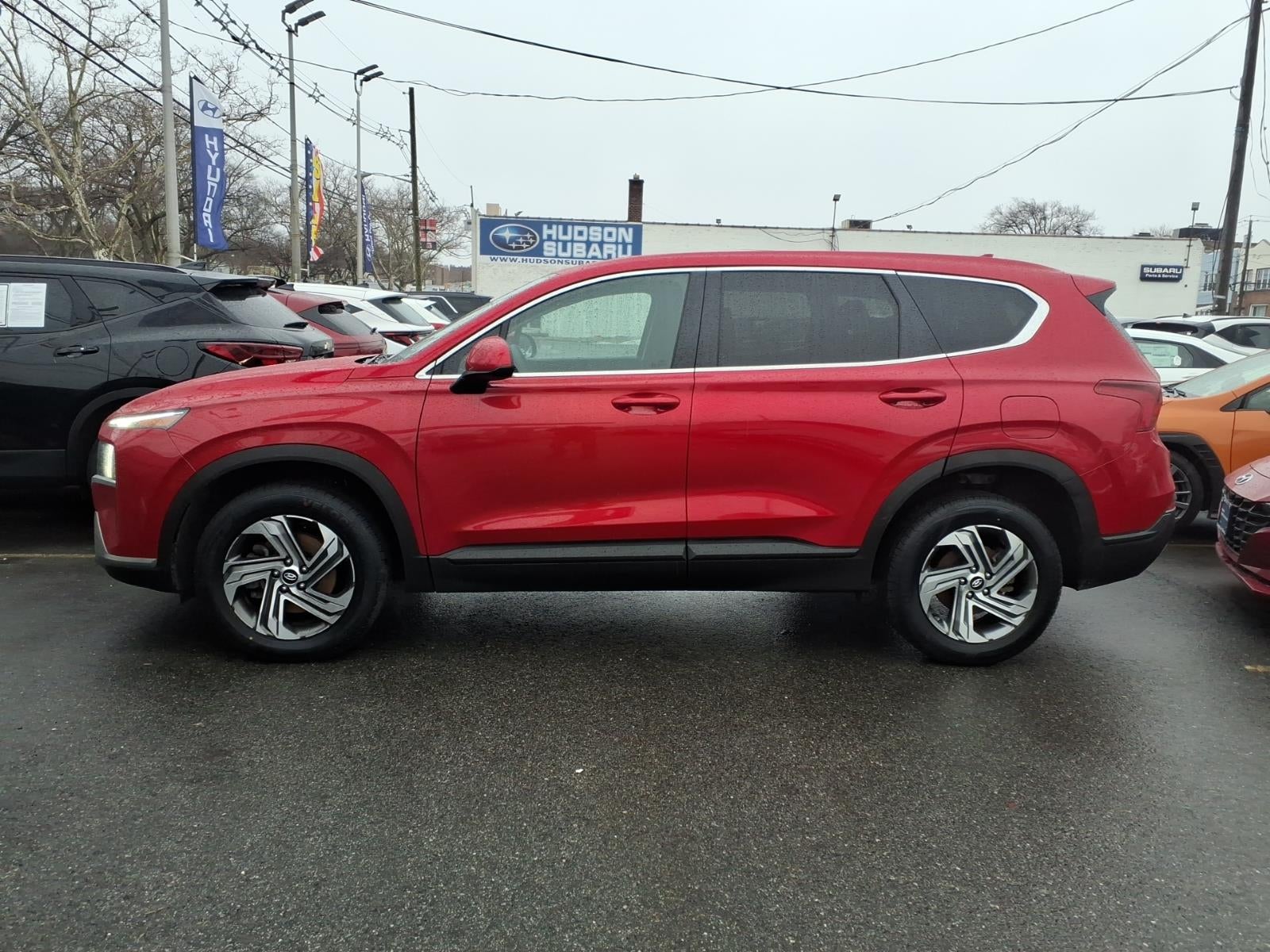 2022 Hyundai SANTA FE SE