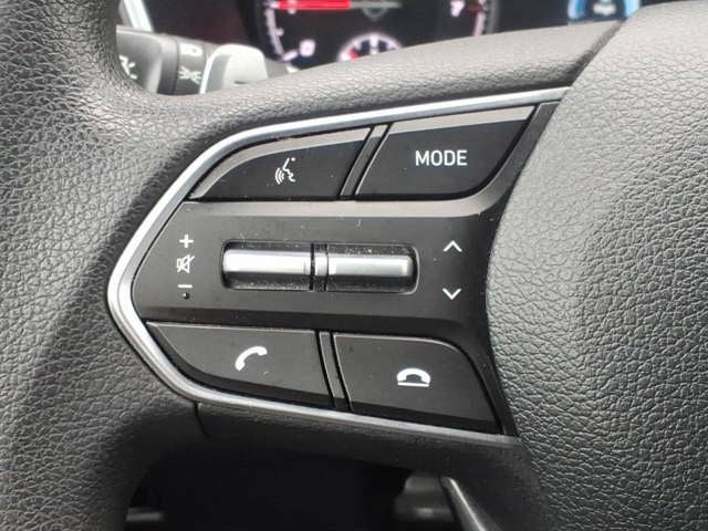 2022 Hyundai SANTA FE SE