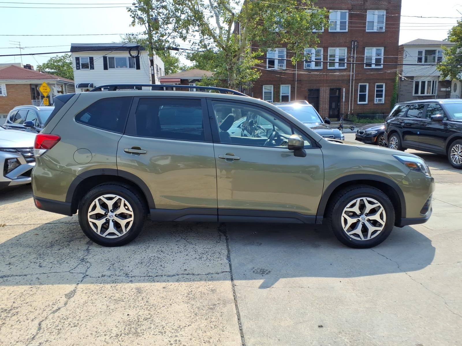 2024 Subaru Forester Premium