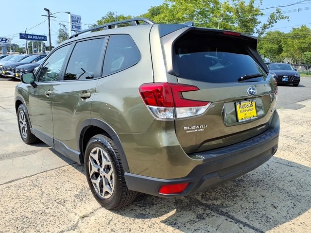 2024 Subaru Forester Premium