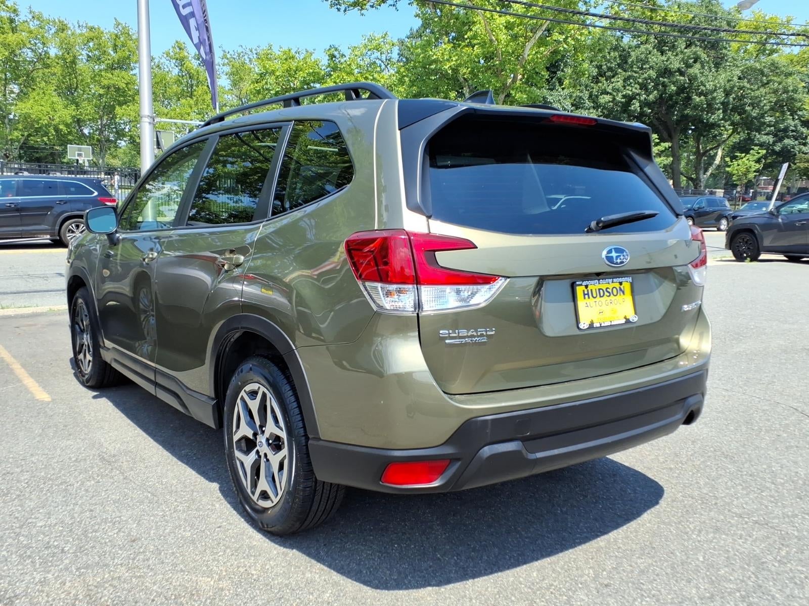 2024 Subaru Forester Premium