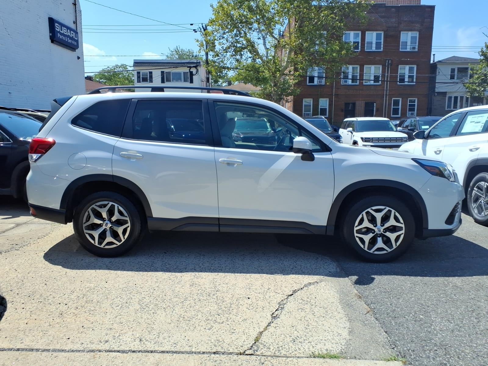 2024 Subaru Forester Premium