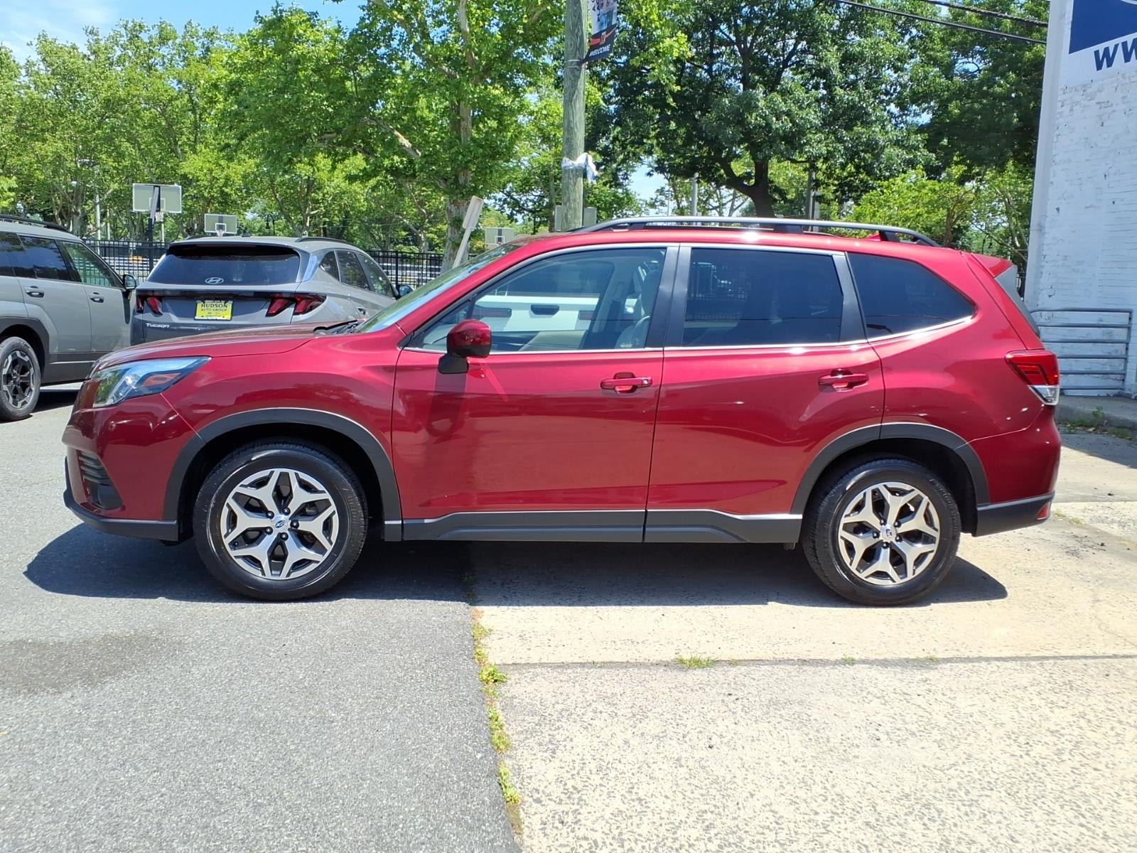 2023 Subaru Forester Premium