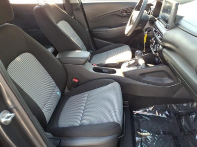 2022 Hyundai KONA SE
