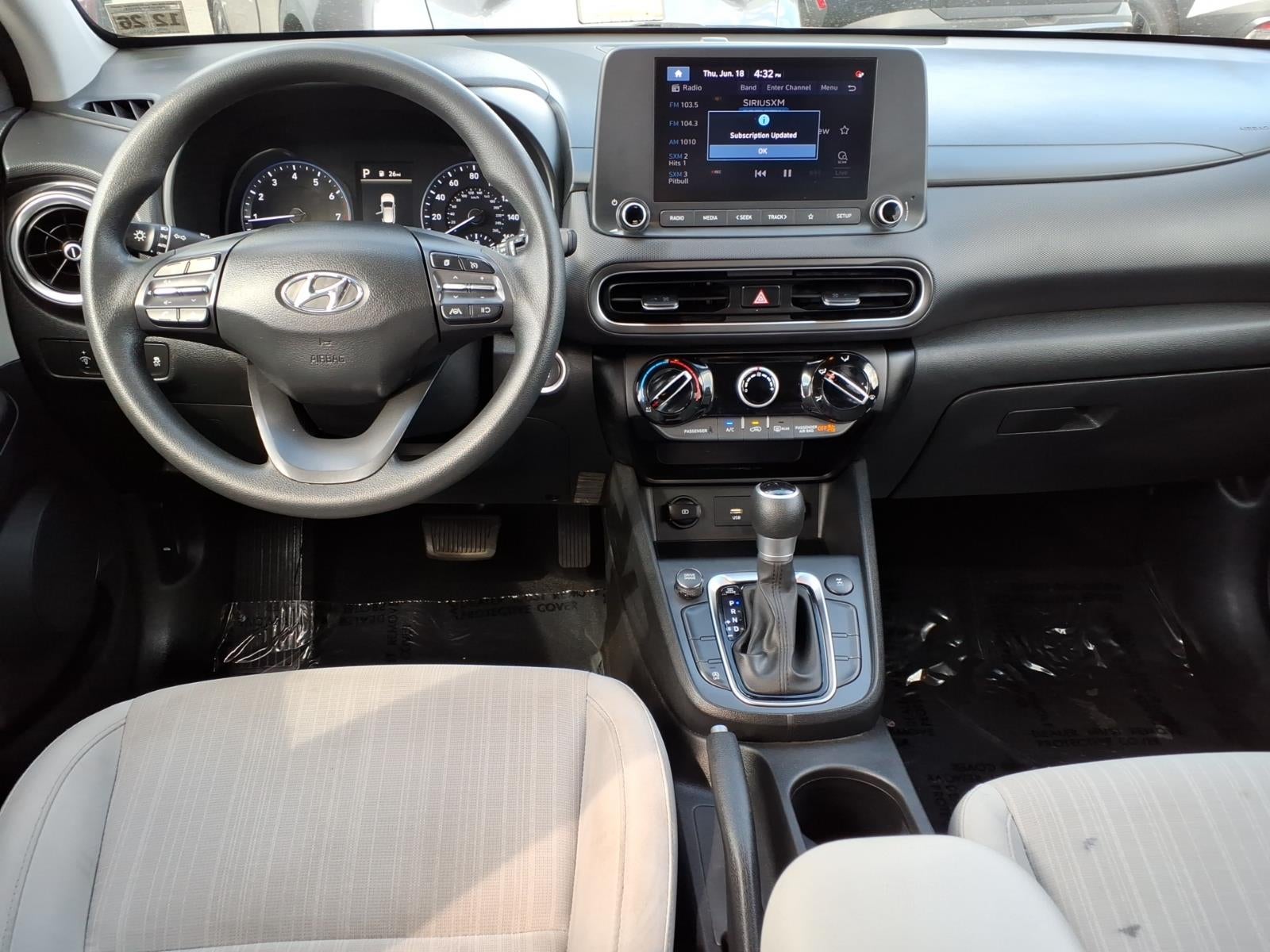 2022 Hyundai KONA SEL