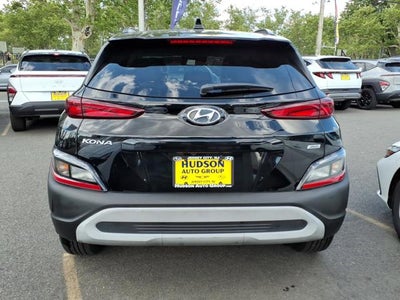 2022 Hyundai KONA SEL