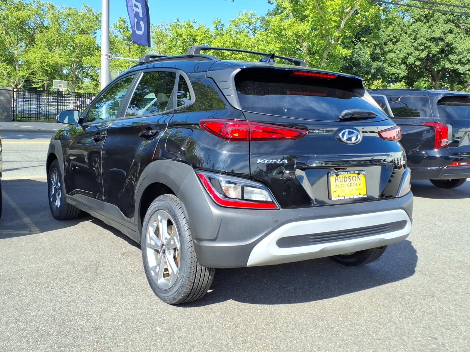 2022 Hyundai KONA SEL