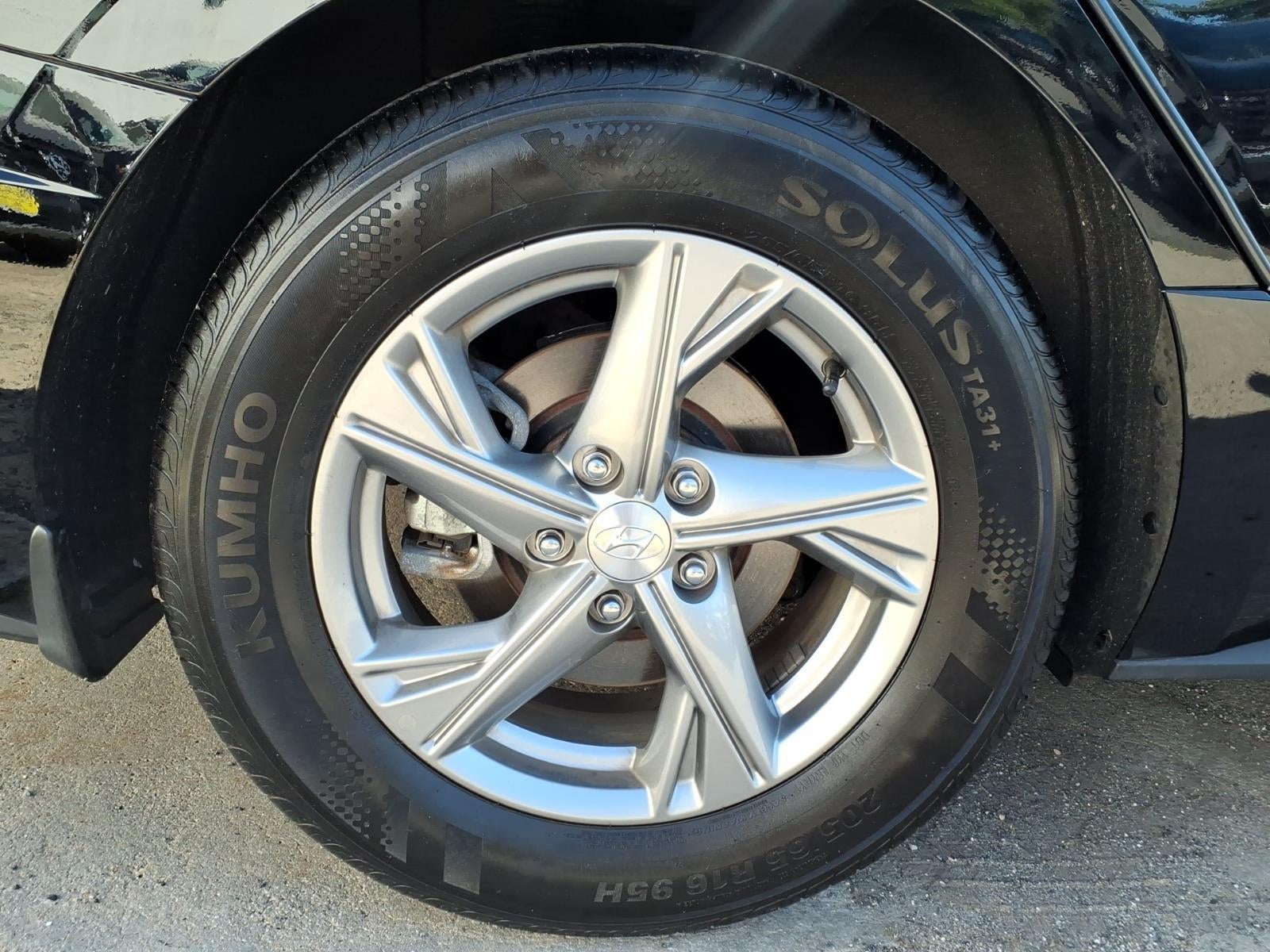 2023 Hyundai SONATA SE