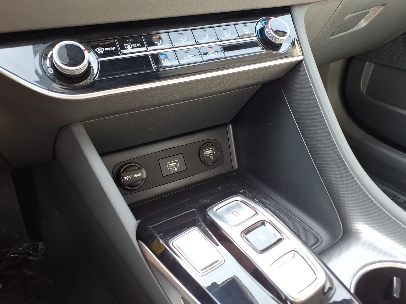 2023 Hyundai SONATA SE