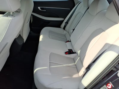 2023 Hyundai SONATA SE