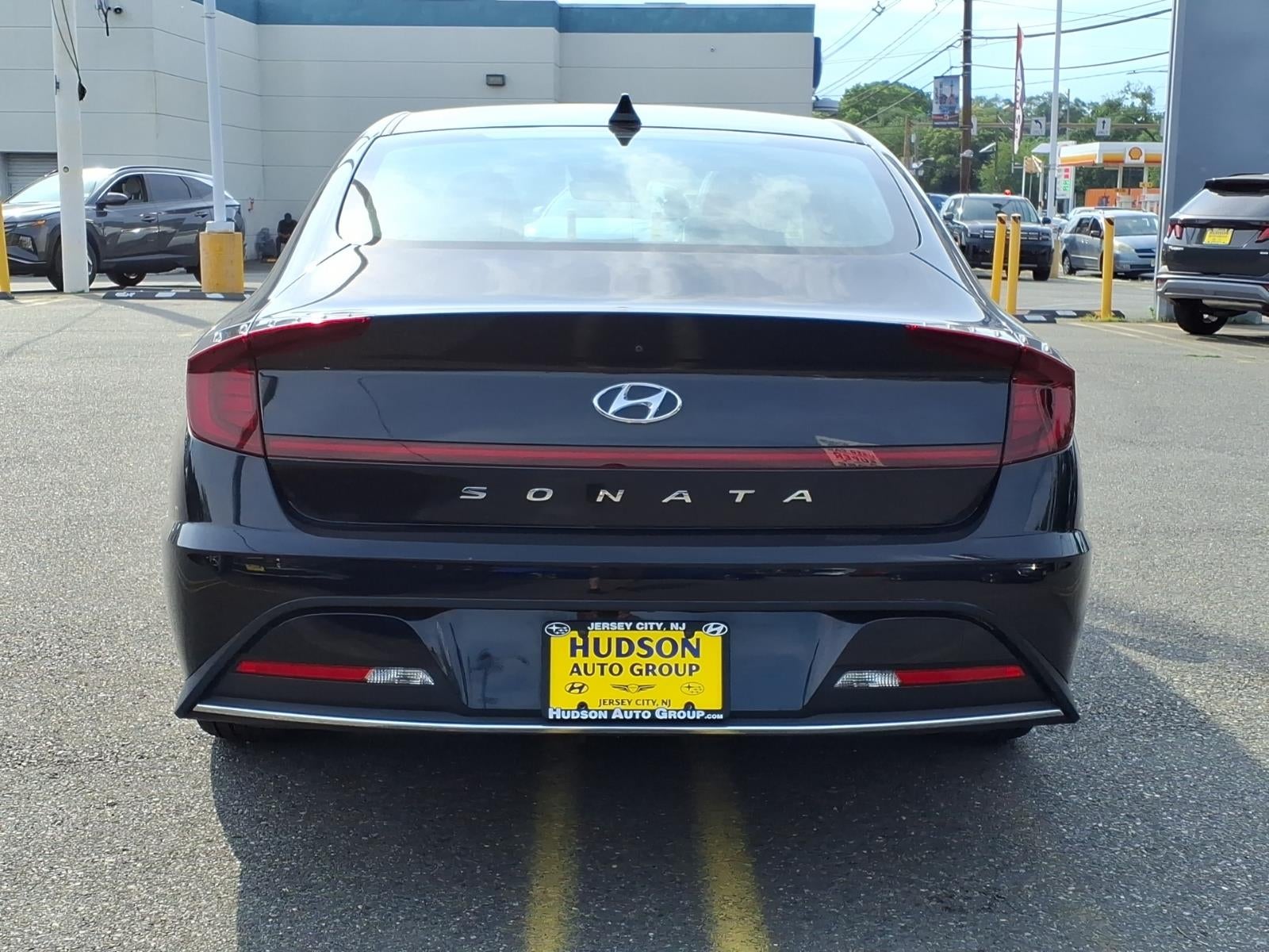 2023 Hyundai SONATA SE