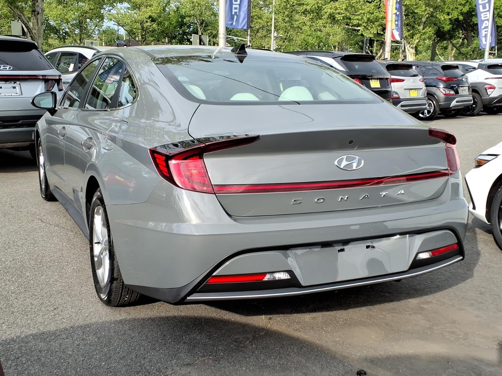 2023 Hyundai SONATA SE