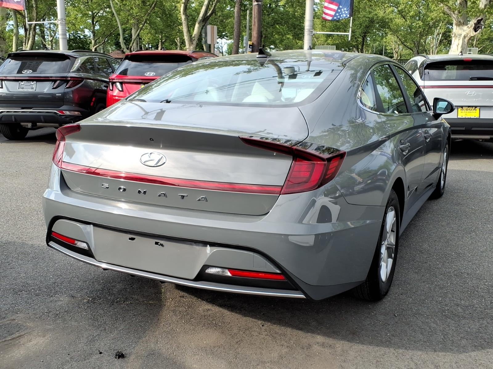 2023 Hyundai SONATA SE