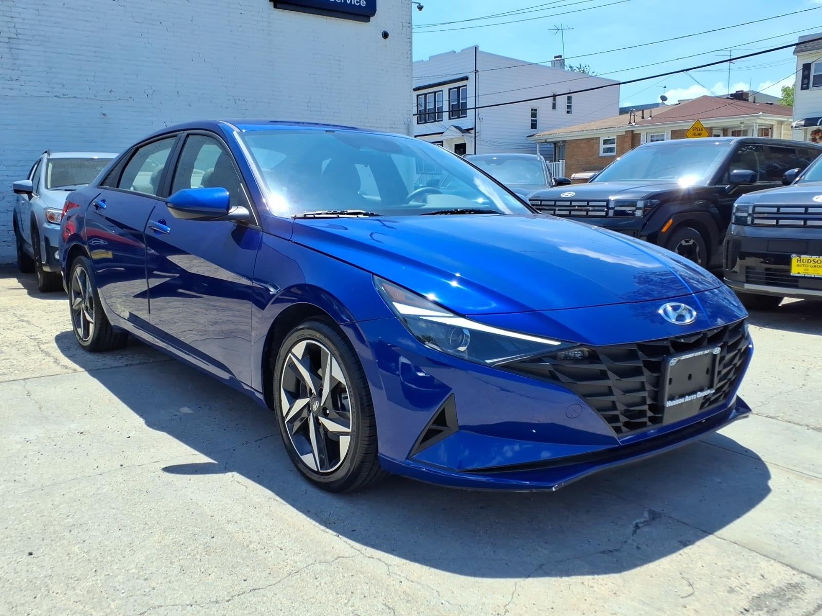 2023 Hyundai ELANTRA SEL