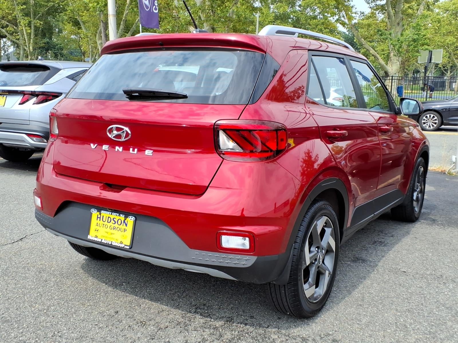 2024 Hyundai VENUE SEL