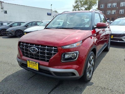 2024 Hyundai VENUE SEL
